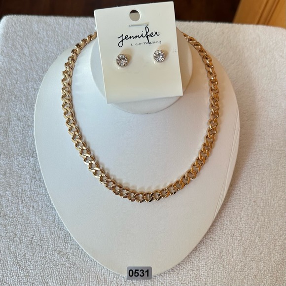 NWT, Jennifer & CO. Women’s Gold & Crystal Earring & Necklace Set, Reversible. - Picture 8 of 14